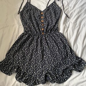 Flower romper! White and blue! 🤍💙